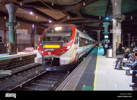 estacion oviedo tur|Oviedo railway station. Asturias